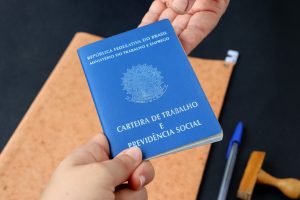 Pedido de demissões cresce no Brasil